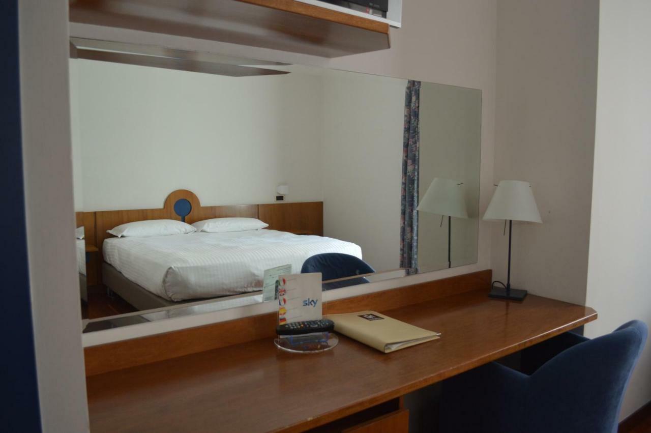 City Hotel Varese Zewnętrze zdjęcie